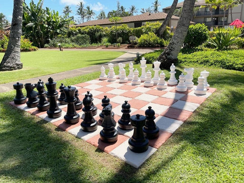 Giant Outdoor Chess Set – Lawn Game Premium Pieces ♟️🌿